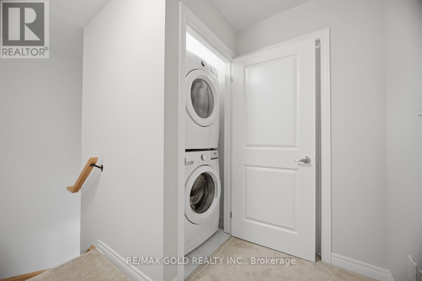 30 Mia Drive, Hamilton, Ontario  L9B 0K1 - Photo 22 - X12948296