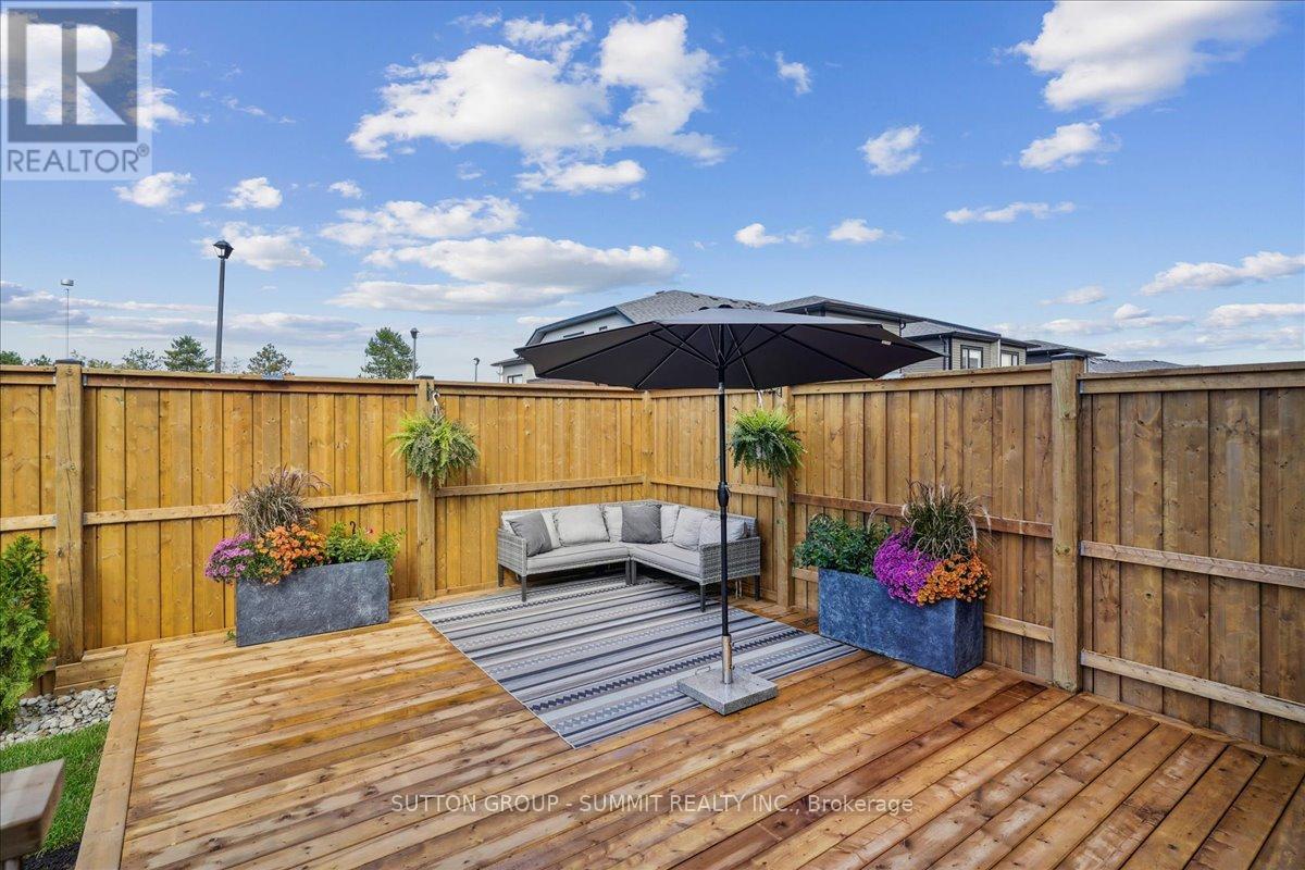 52 Welch Lane, Hamilton, Ontario  L9C 0G1 - Photo 38 - X12948334