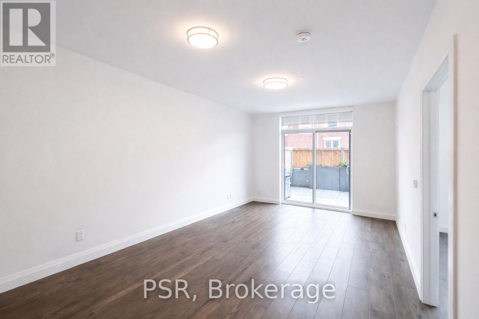 112 - 399 Queen Street S, Waterloo, Ontario  N2G 0C4 - Photo 2 - X12948368