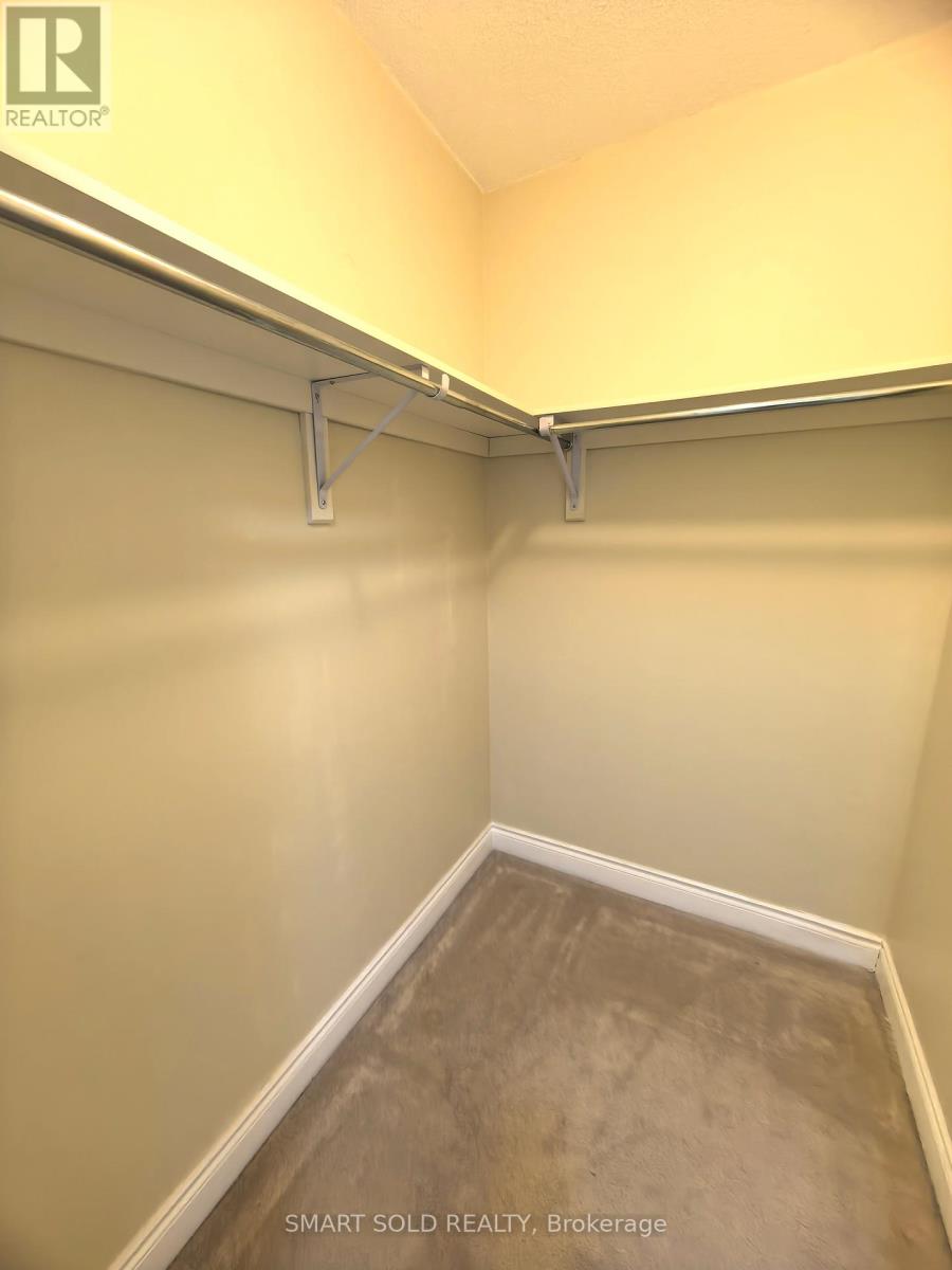 702 - 75 South Town Centre Boulevard, Markham, Ontario  L6G 0B3 - Photo 5 - N12948322