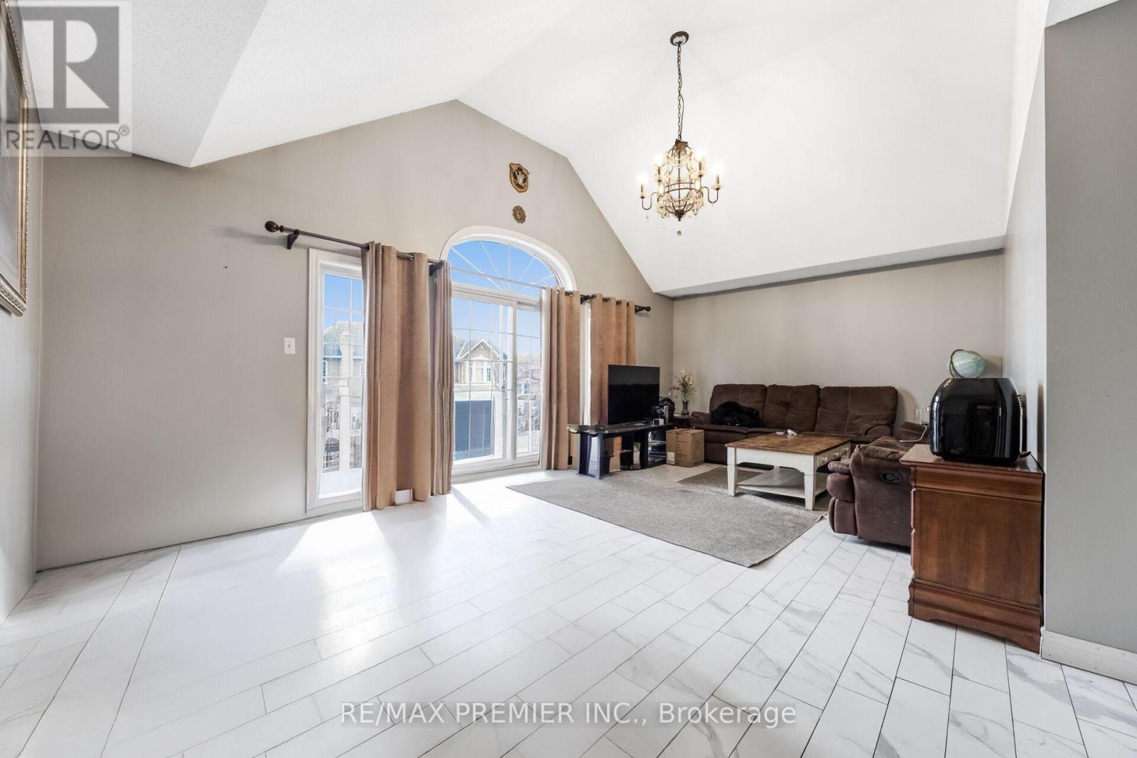 43 Wildsky Road, Brampton, Ontario  L6Y 5P9 - Photo 10 - W12932780