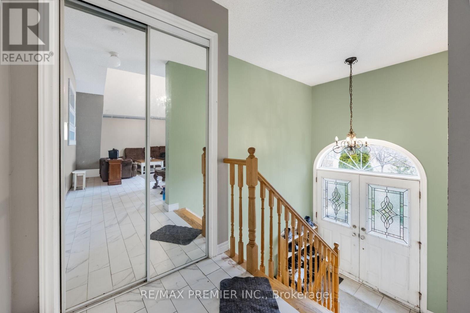 43 Wildsky Road, Brampton, Ontario  L6Y 5P9 - Photo 9 - W12932780