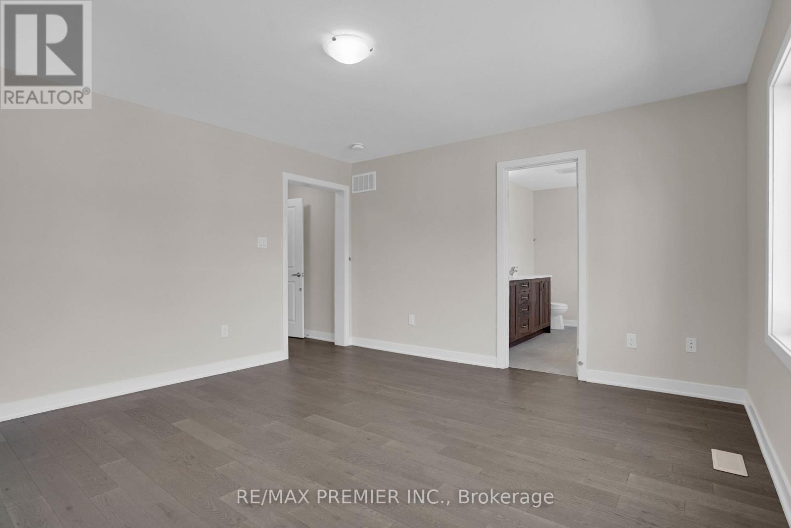 28 Downriver Drive, Welland, Ontario  L3B 0M5 - Photo 33 - X12942002