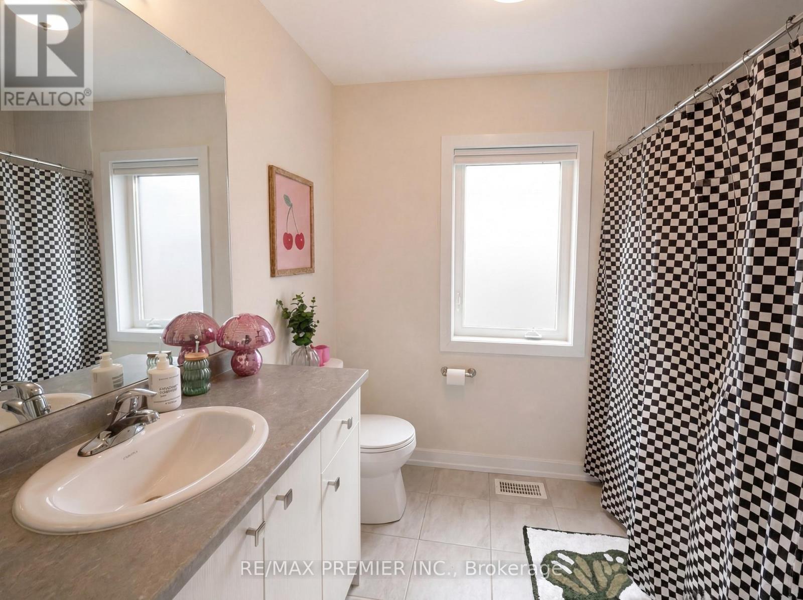 28 Downriver Drive, Welland, Ontario  L3B 0M5 - Photo 37 - X12942002