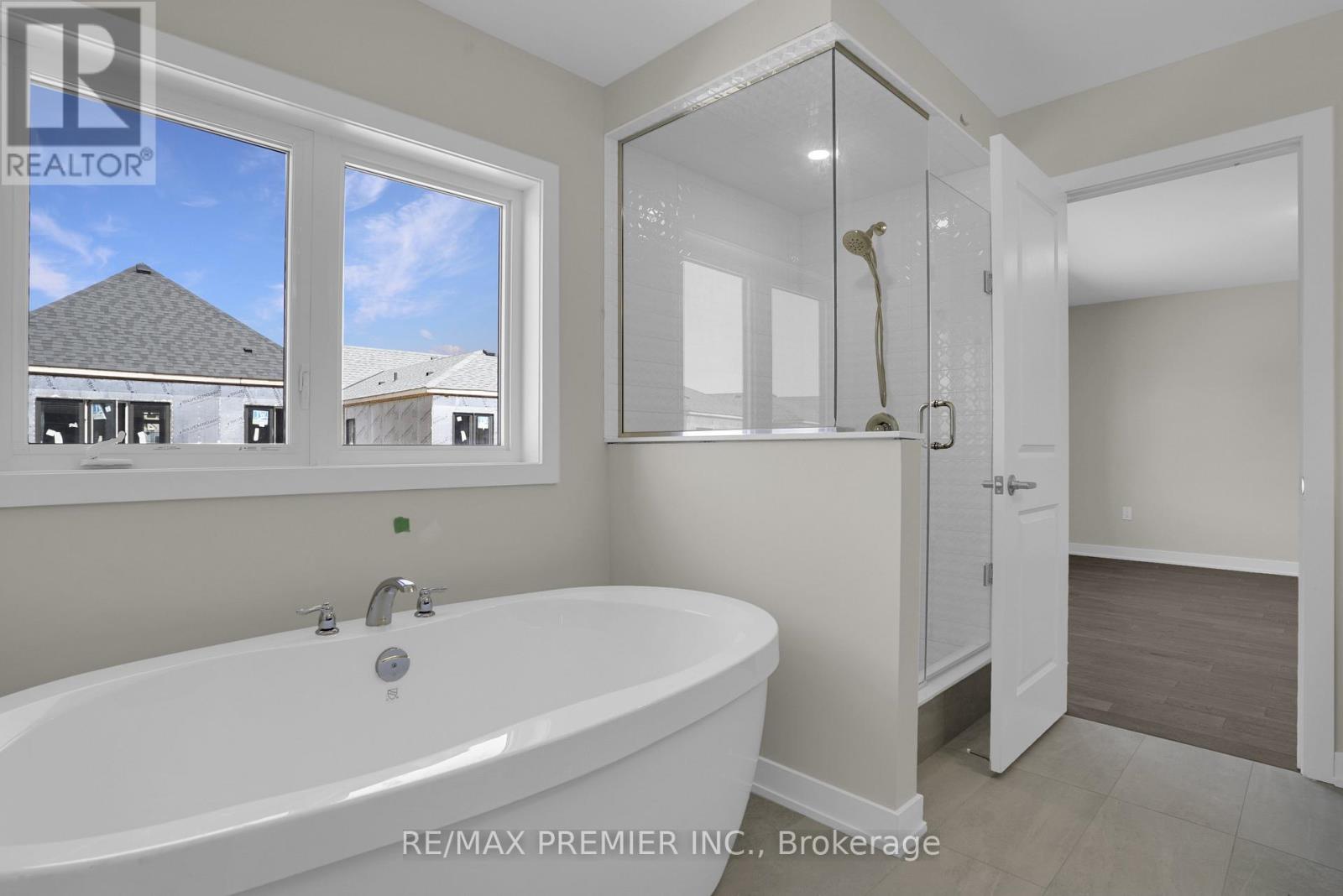 28 Downriver Drive, Welland, Ontario  L3B 0M5 - Photo 35 - X12942002