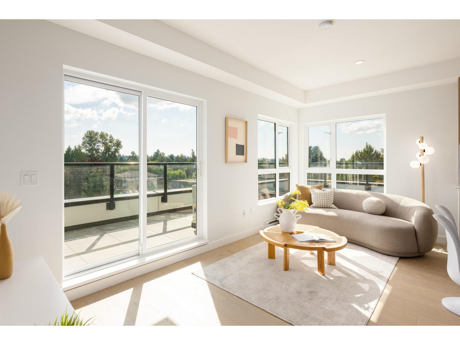 503 5398 207 Street, Langley, British Columbia  V3A 2G1 - Photo 2 - R3106114