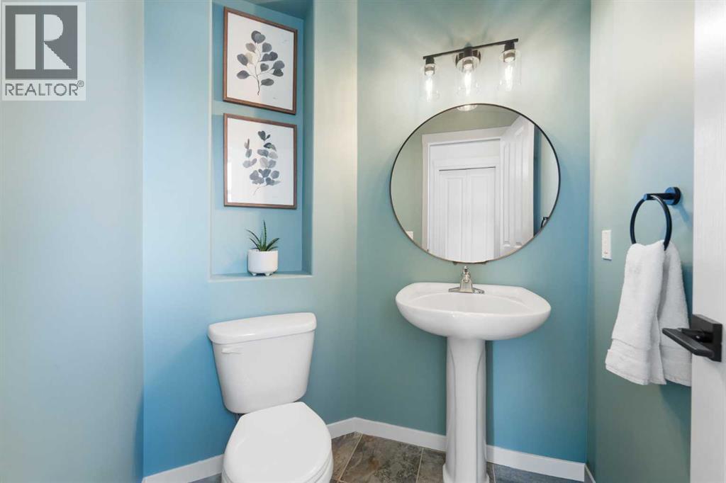 64 Drake Landing Common, Okotoks, Alberta  T1S 2M5 - Photo 18 - A2296590