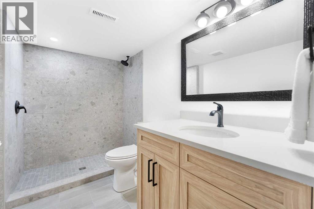 64 Drake Landing Common, Okotoks, Alberta  T1S 2M5 - Photo 36 - A2296590