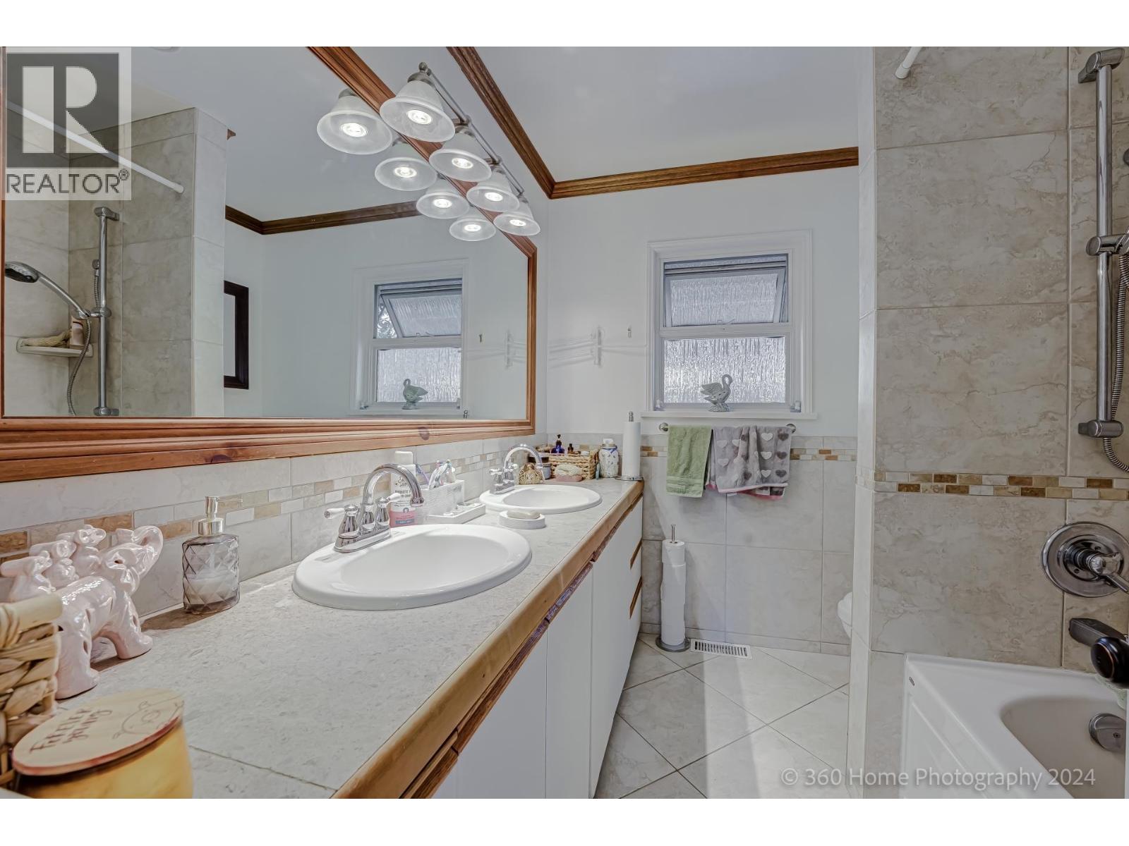 962 Whitchurch Street, North Vancouver, British Columbia  V7L 2A6 - Photo 13 - R3105555