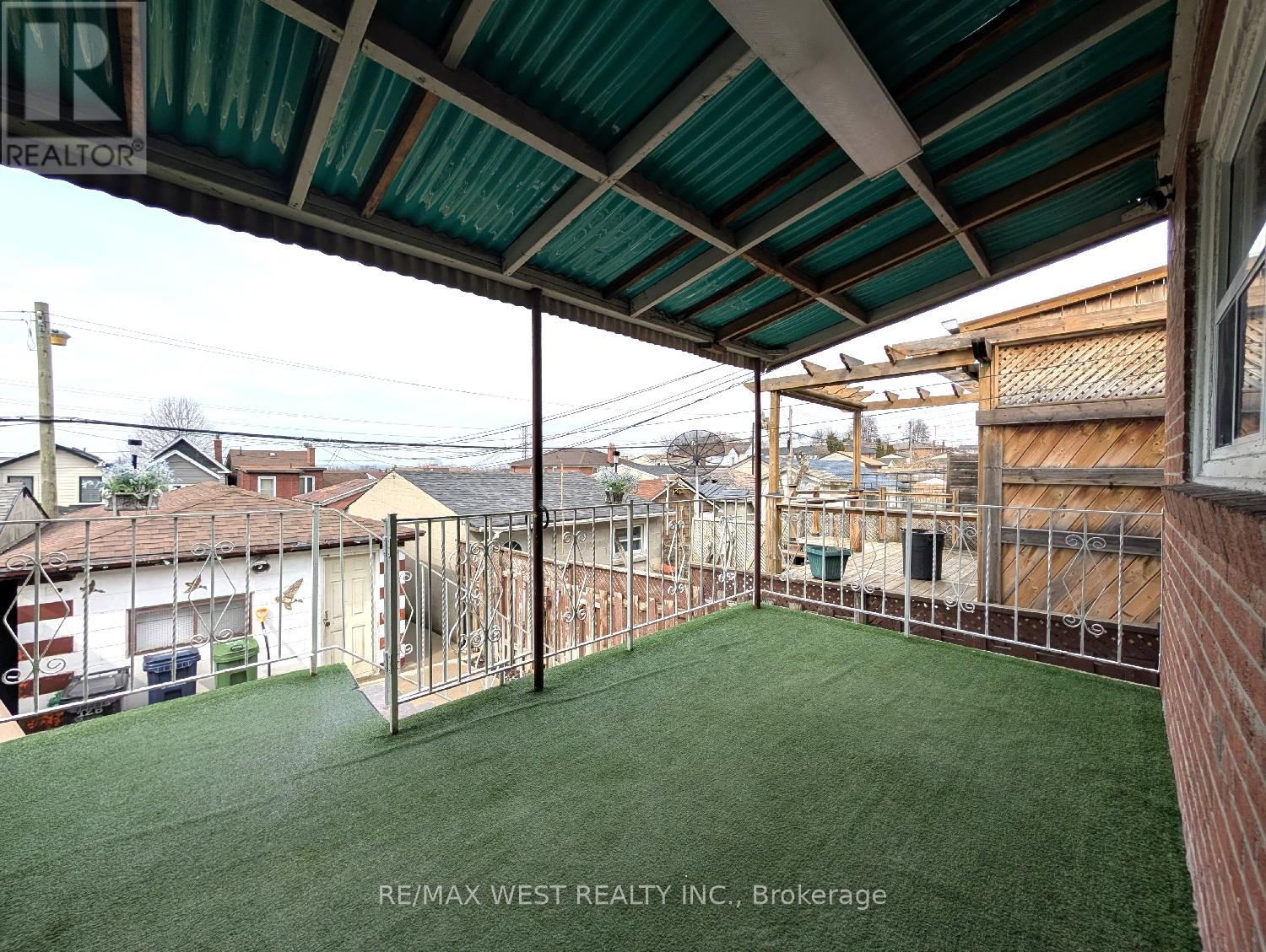 Main Floor - 128 Caledonia Road, Toronto, Ontario  M6E 4S7 - Photo 14 - W12908786