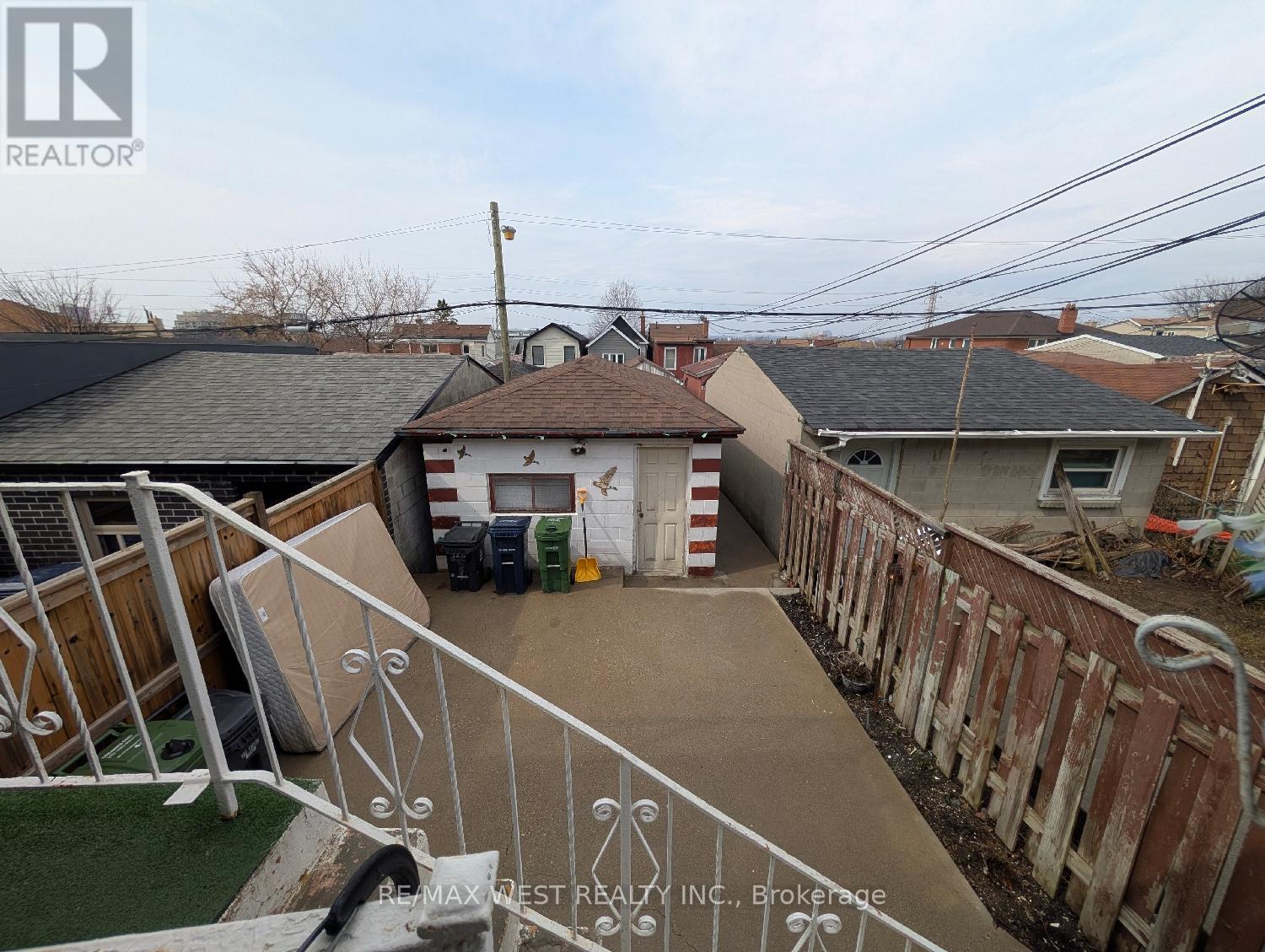 Main Floor - 128 Caledonia Road, Toronto, Ontario  M6E 4S7 - Photo 16 - W12908786