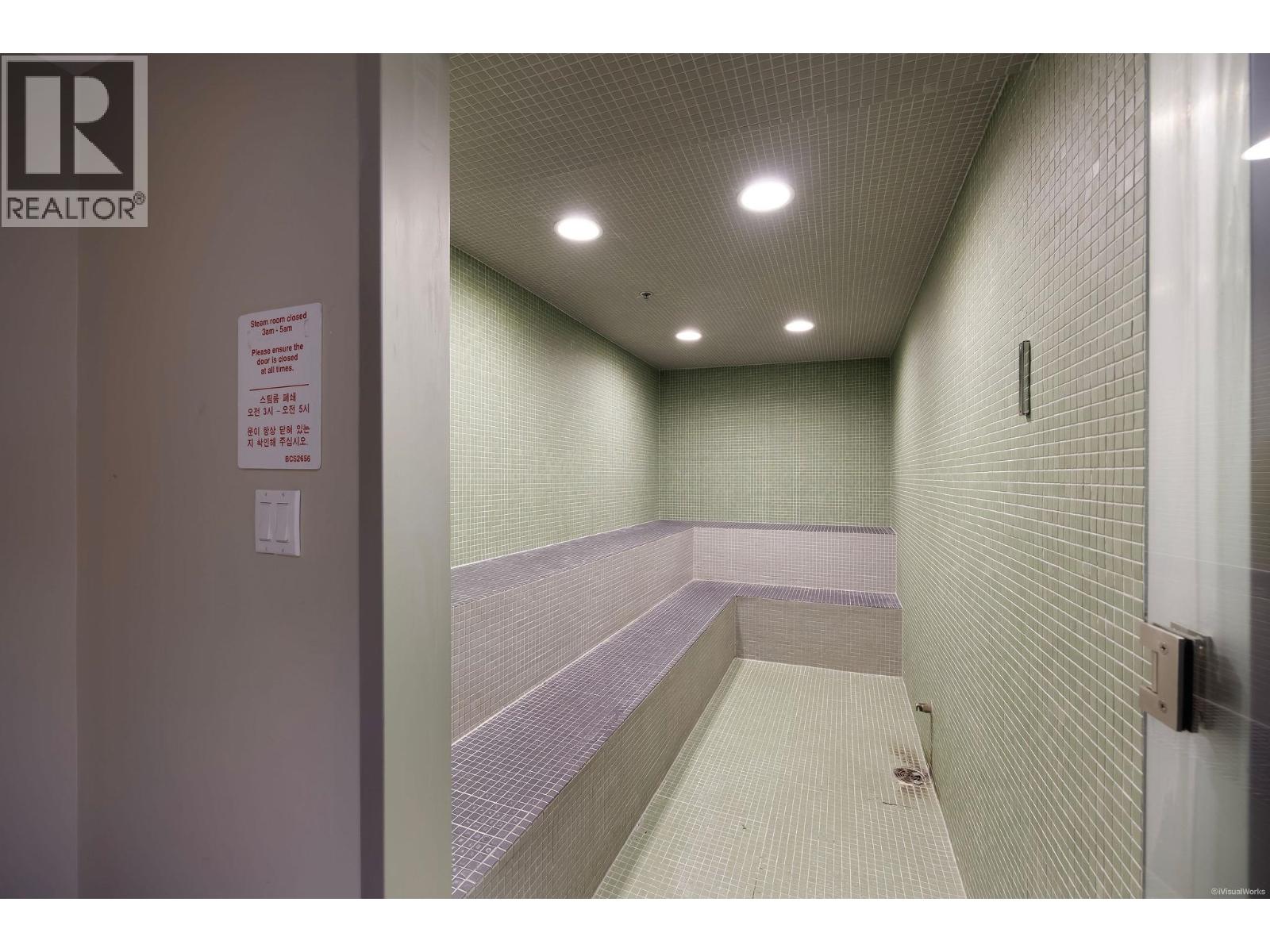 1103 2979 Glen Drive, Coquitlam, British Columbia  V3B 0B2 - Photo 18 - R3106230