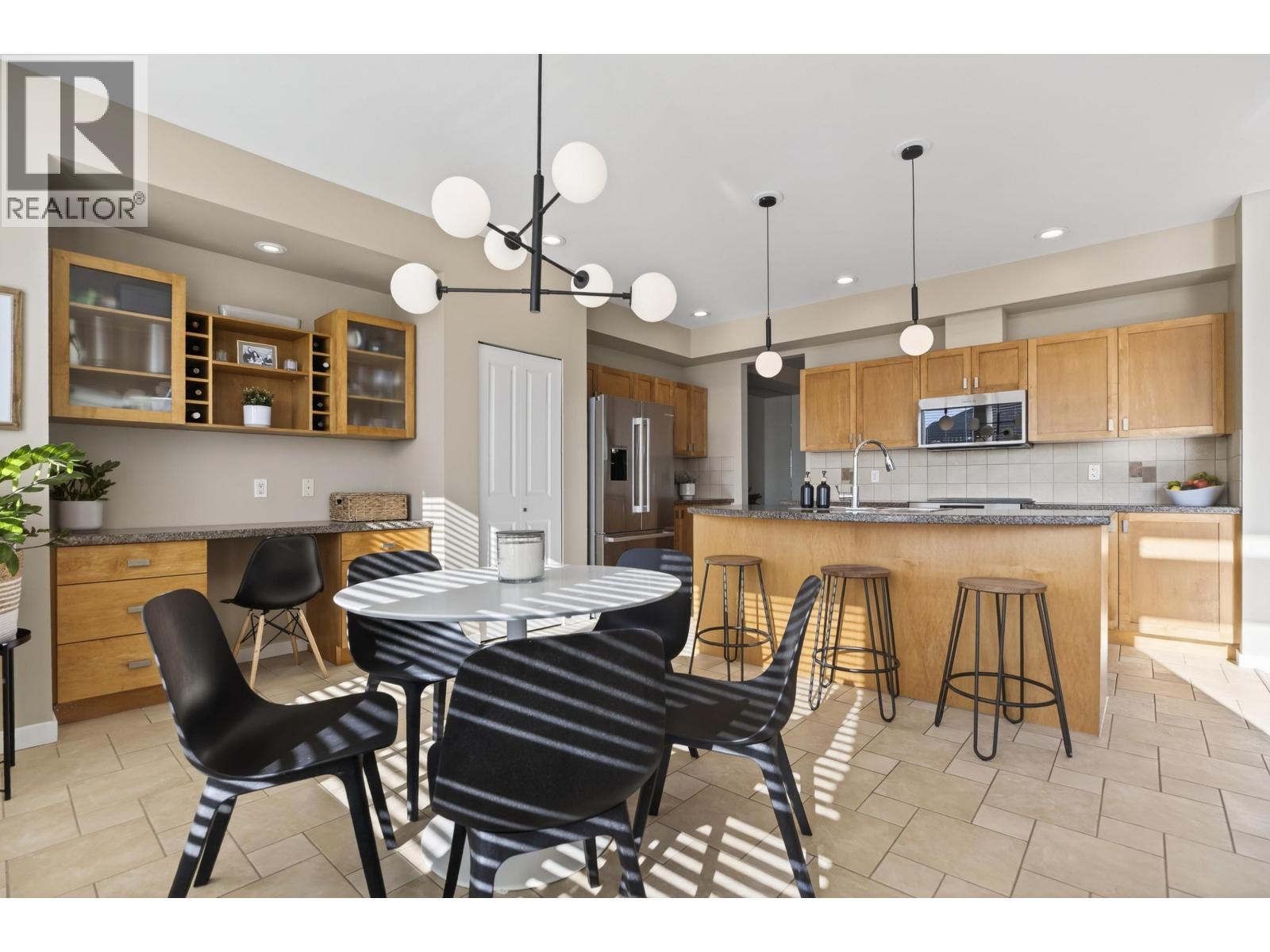 4 Hickory Drive, Port Moody, British Columbia  V3H 5L9 - Photo 14 - R3106266