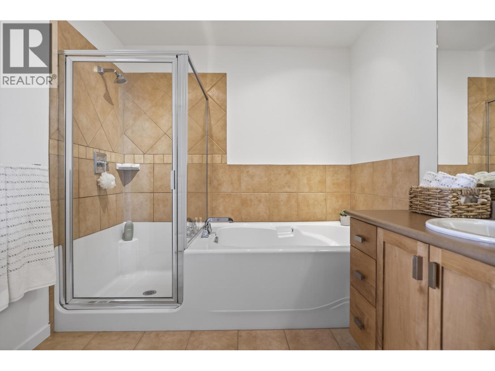 4 Hickory Drive, Port Moody, British Columbia  V3H 5L9 - Photo 29 - R3106266