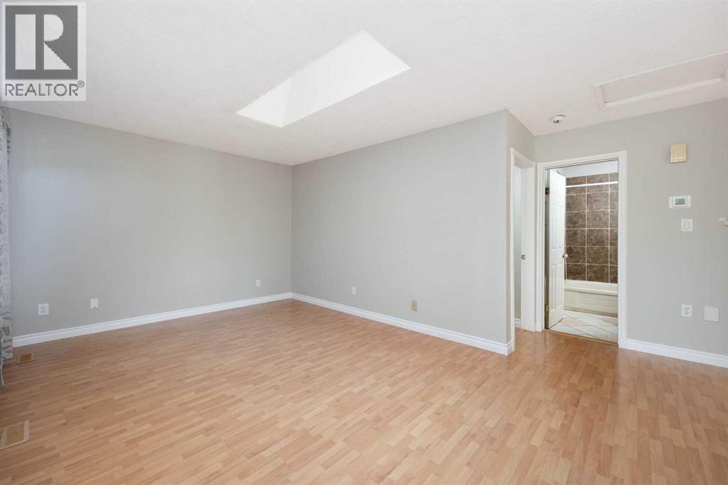 122 Maclaren Bay, Fort Mcmurray, Alberta  T9K 1P3 - Photo 13 - A2287201