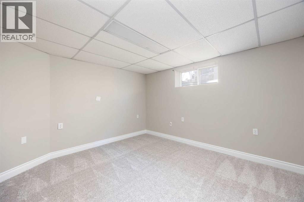 122 Maclaren Bay, Fort Mcmurray, Alberta  T9K 1P3 - Photo 25 - A2287201