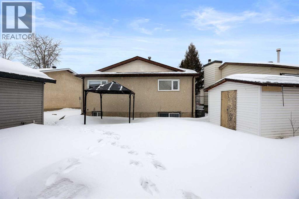 122 Maclaren Bay, Fort Mcmurray, Alberta  T9K 1P3 - Photo 37 - A2287201