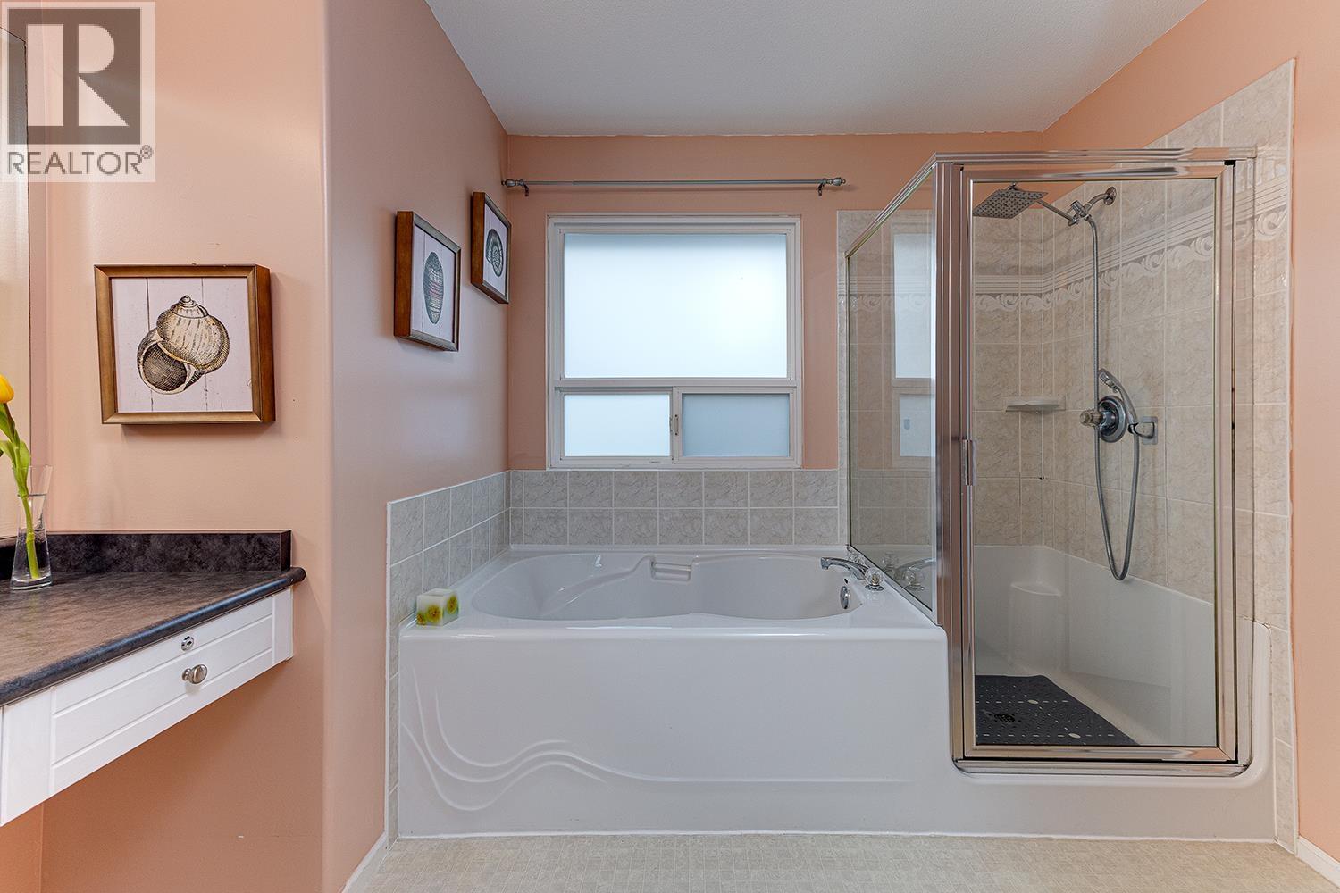 1077 Riverside Drive, Port Coquitlam, British Columbia  V3B 8A7 - Photo 17 - R3106264