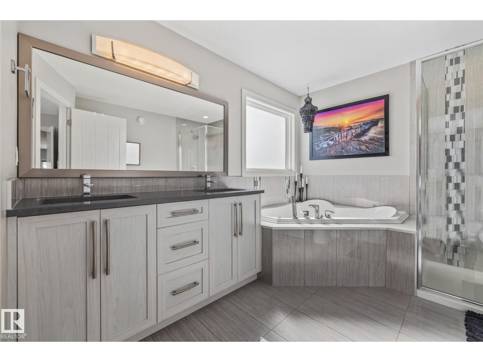 3864 Robins Cr Nw, Edmonton, Alberta  T5S 0M7 - Photo 33 - E4480155