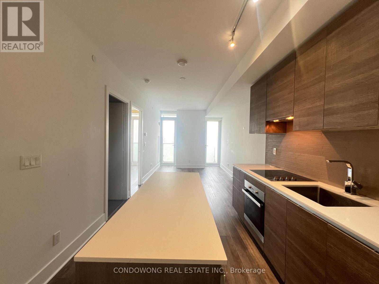 1407 - 200 Bloor Street W, Toronto, Ontario  M5S 0B1 - Photo 2 - C12948386