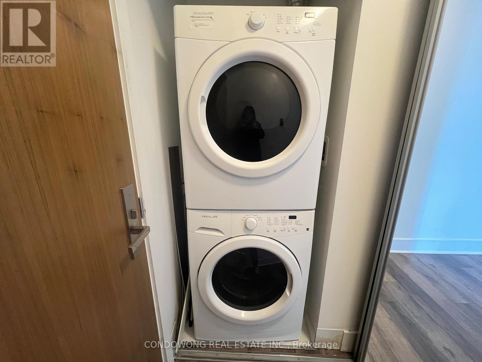 1407 - 200 Bloor Street W, Toronto, Ontario  M5S 0B1 - Photo 8 - C12948386