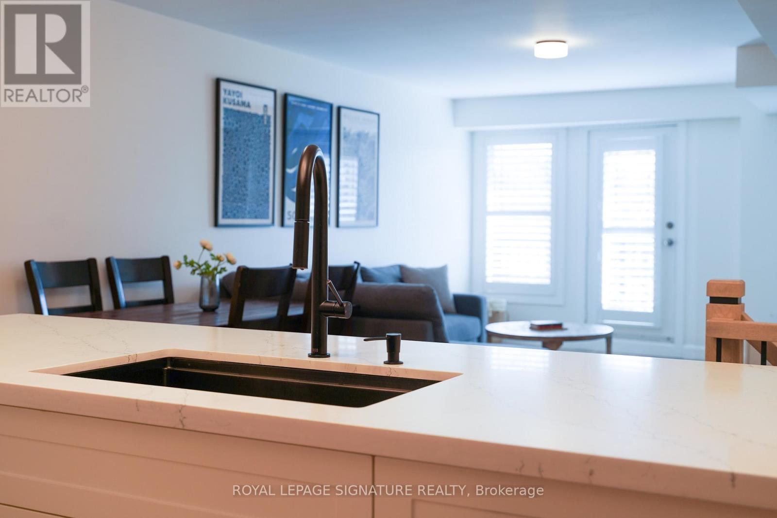 Th 5 - 118 Finch Avenue W, Toronto, Ontario  M2N 7G2 - Photo 12 - C12948404