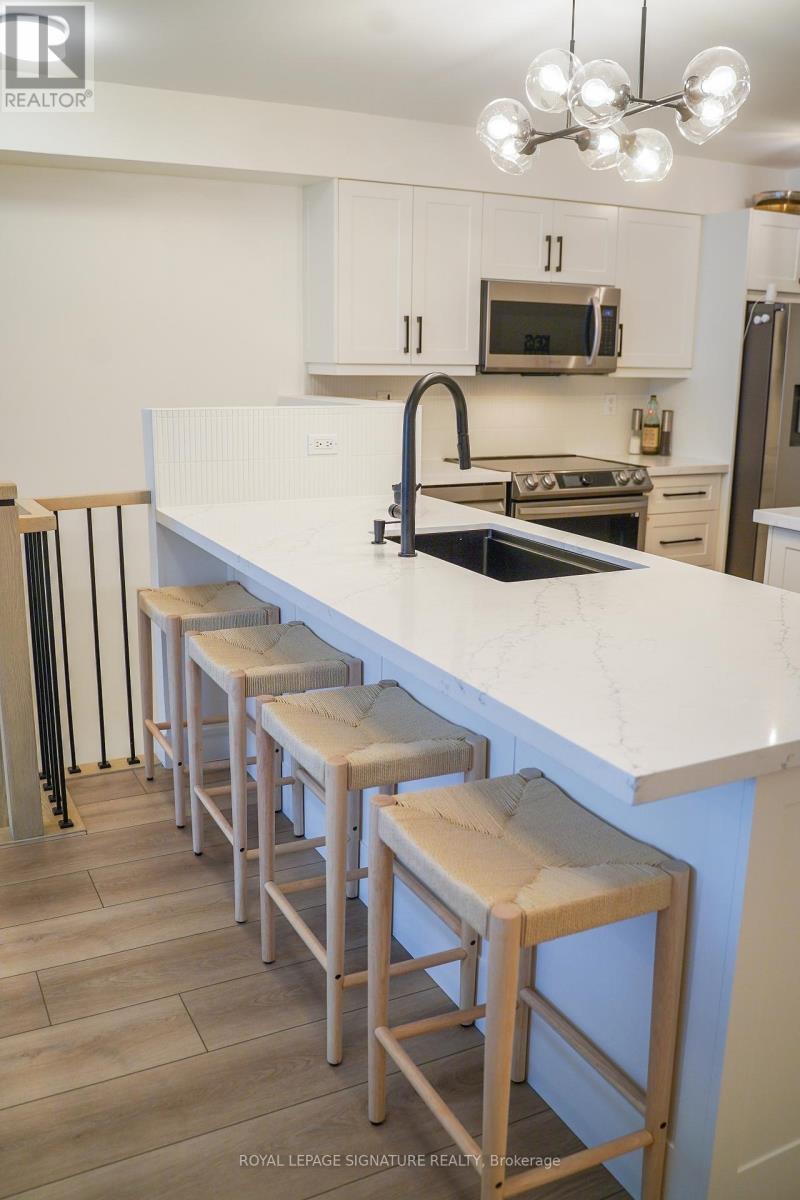 Th 5 - 118 Finch Avenue W, Toronto, Ontario  M2N 7G2 - Photo 4 - C12948404