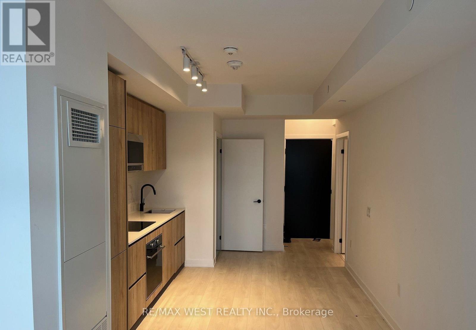 2503 - 127 Broadway Avenue, Toronto, Ontario  M4P 1V4 - Photo 3 - C12948410