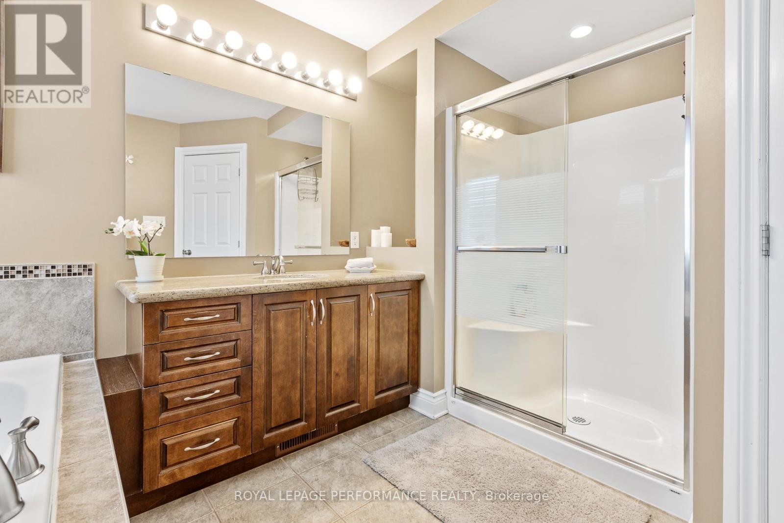 200 Idlewild Private E, Ottawa, Ontario  K2J 0P4 - Photo 16 - X12948384