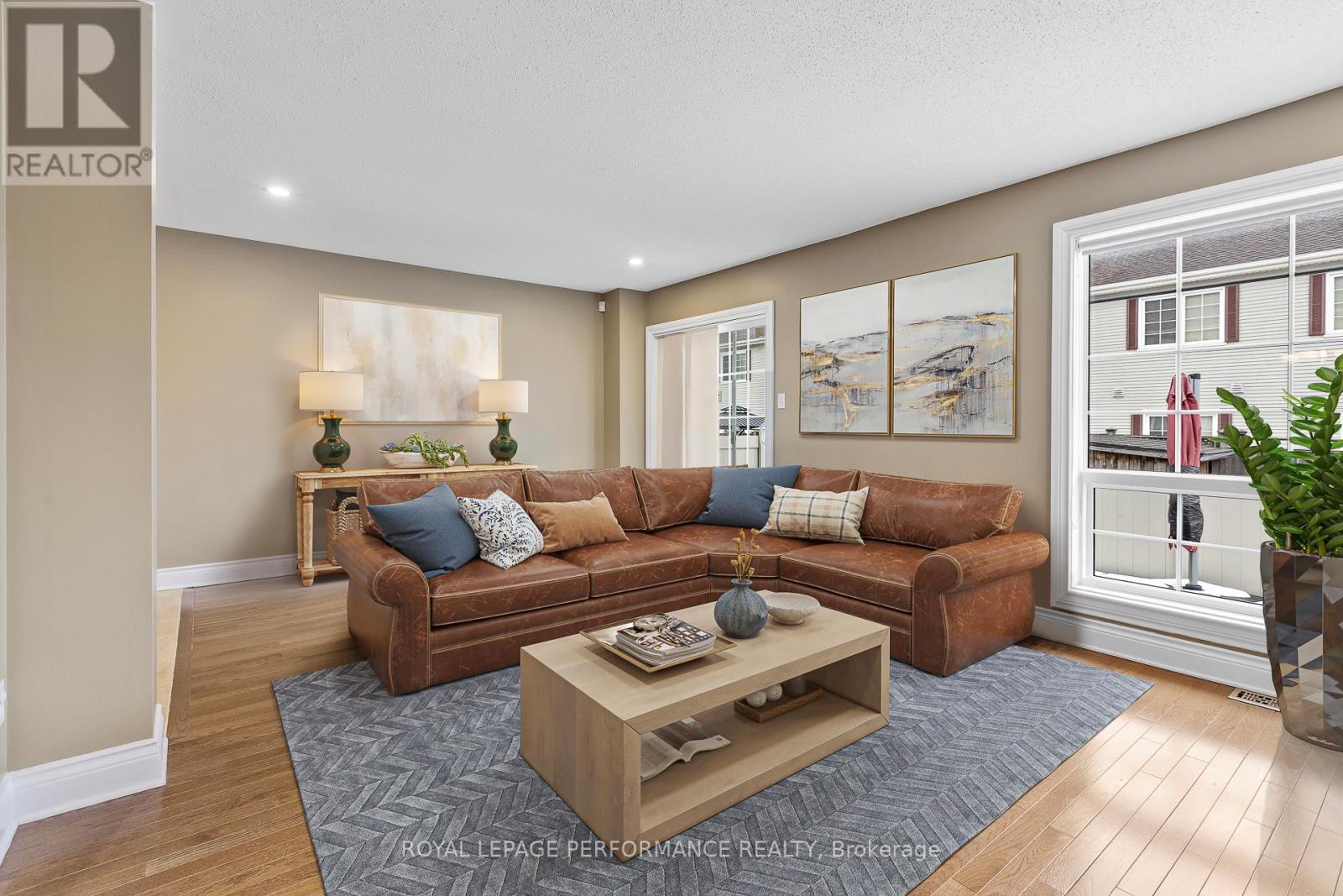 200 Idlewild Private E, Ottawa, Ontario  K2J 0P4 - Photo 8 - X12948384