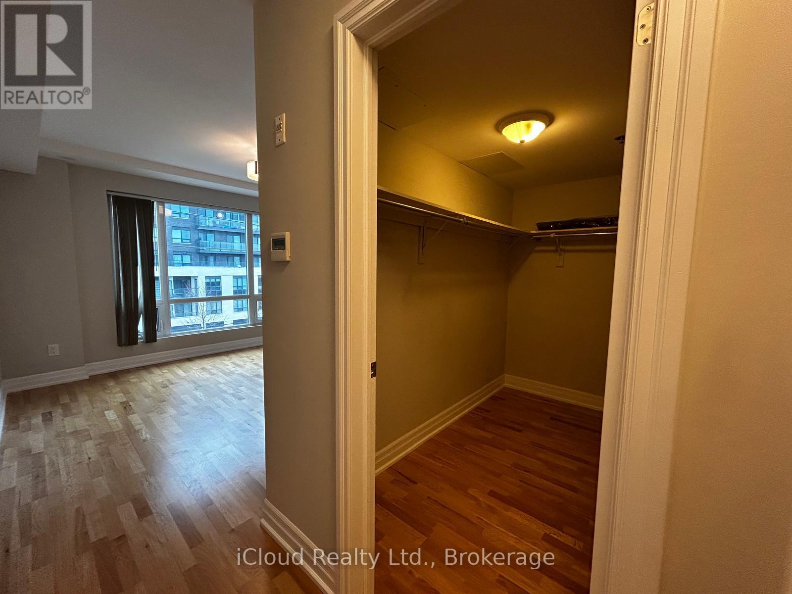 201 - 724 Sheppard Avenue W, Toronto, Ontario  M3H 2S8 - Photo 10 - C12941974