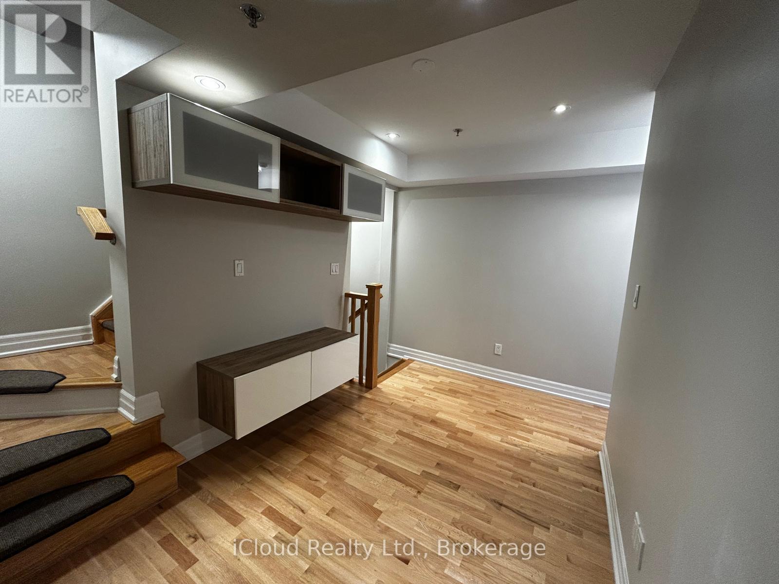 201 - 724 Sheppard Avenue W, Toronto, Ontario  M3H 2S8 - Photo 16 - C12941974