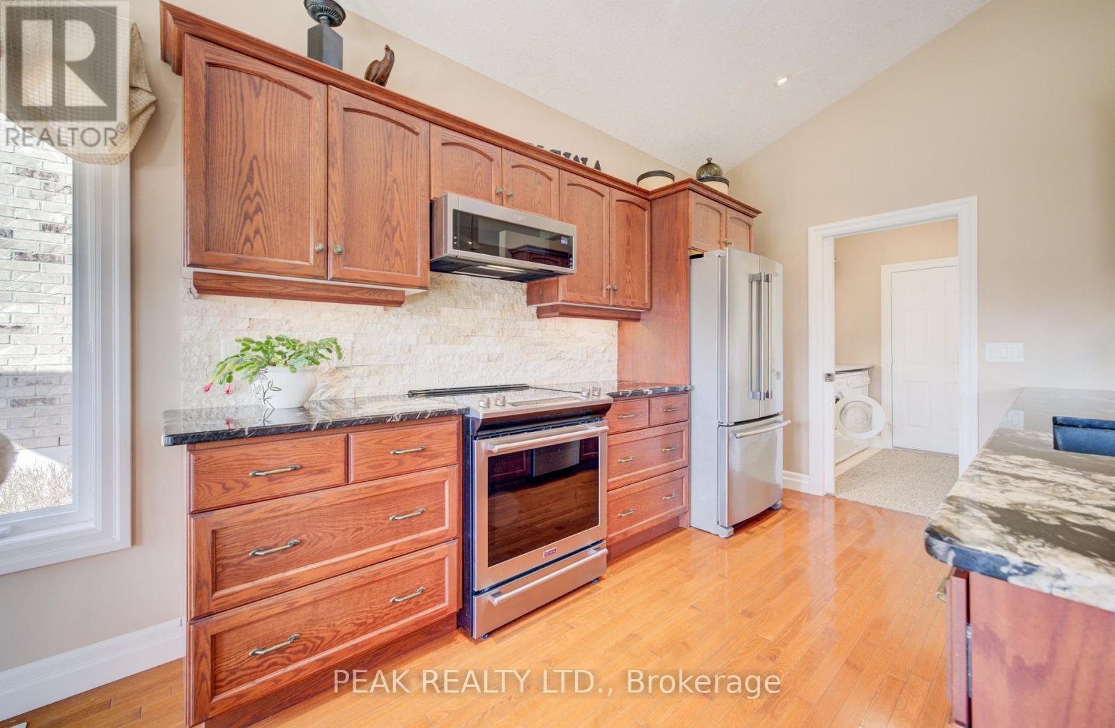 140 Devonshire Drive, Wilmot, Ontario  N3A 4J7 - Photo 15 - X12946472