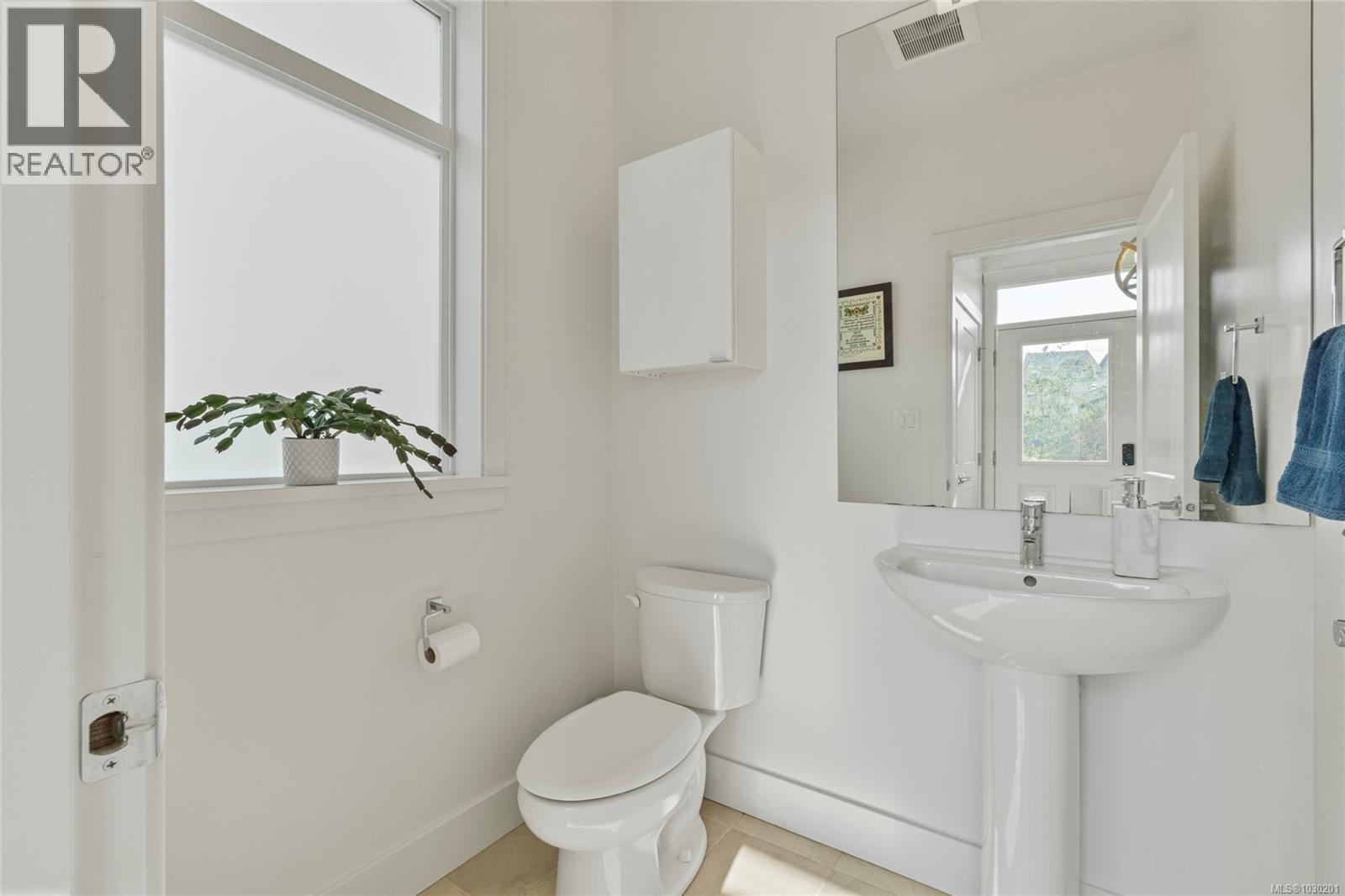 3460 Sparrowhawk Ave, Colwood, British Columbia  V9C 0L9 - Photo 13 - 1030201