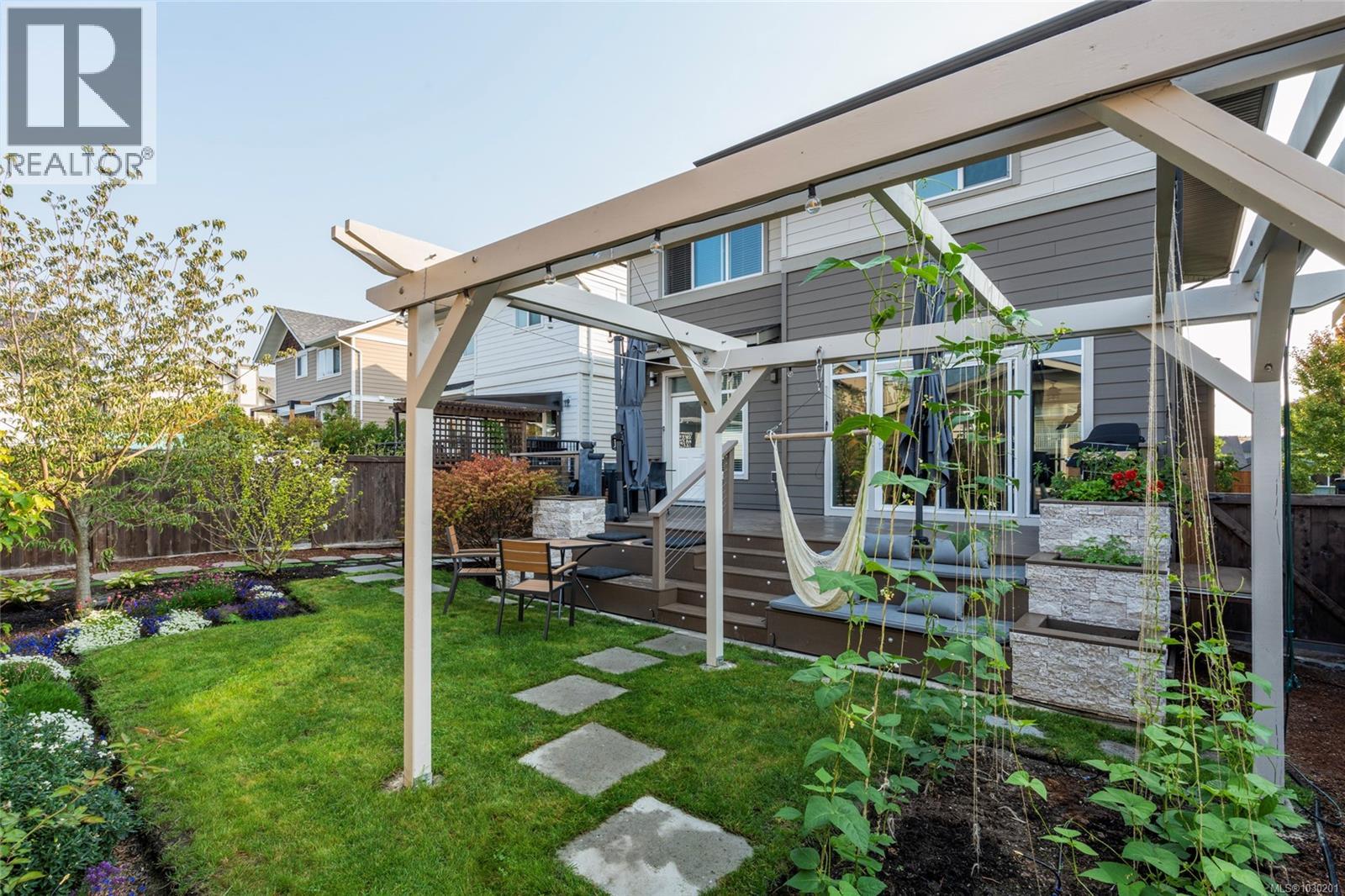 3460 Sparrowhawk Ave, Colwood, British Columbia  V9C 0L9 - Photo 37 - 1030201