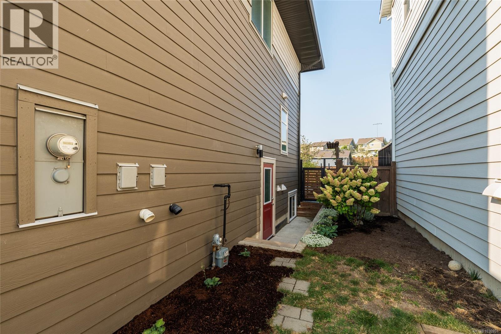 3460 Sparrowhawk Ave, Colwood, British Columbia  V9C 0L9 - Photo 46 - 1030201