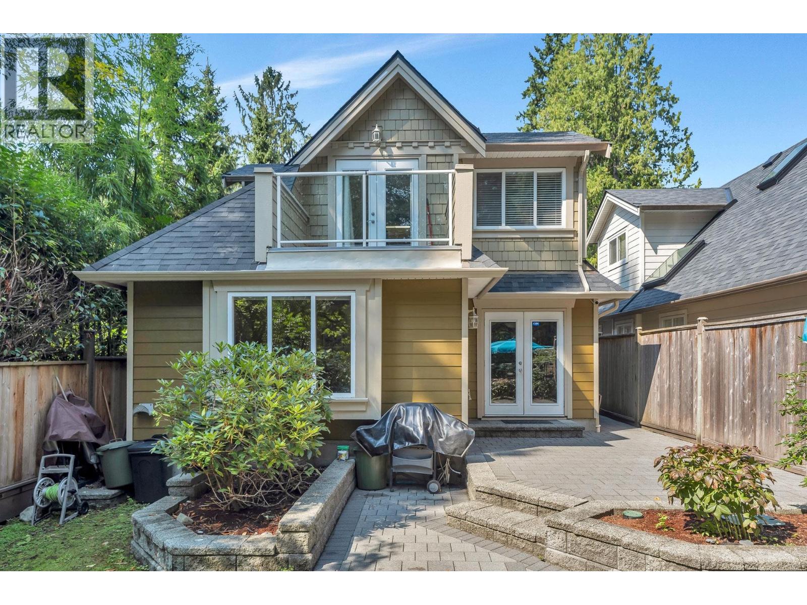 950 Seymour Boulevard, North Vancouver, British Columbia  V7J 2J8 - Photo 3 - R3104982