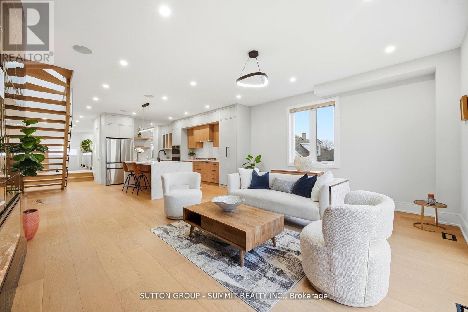 1228 Alexandra Avenue, Mississauga, Ontario  L5E 2A5 - Photo 22 - W12948390