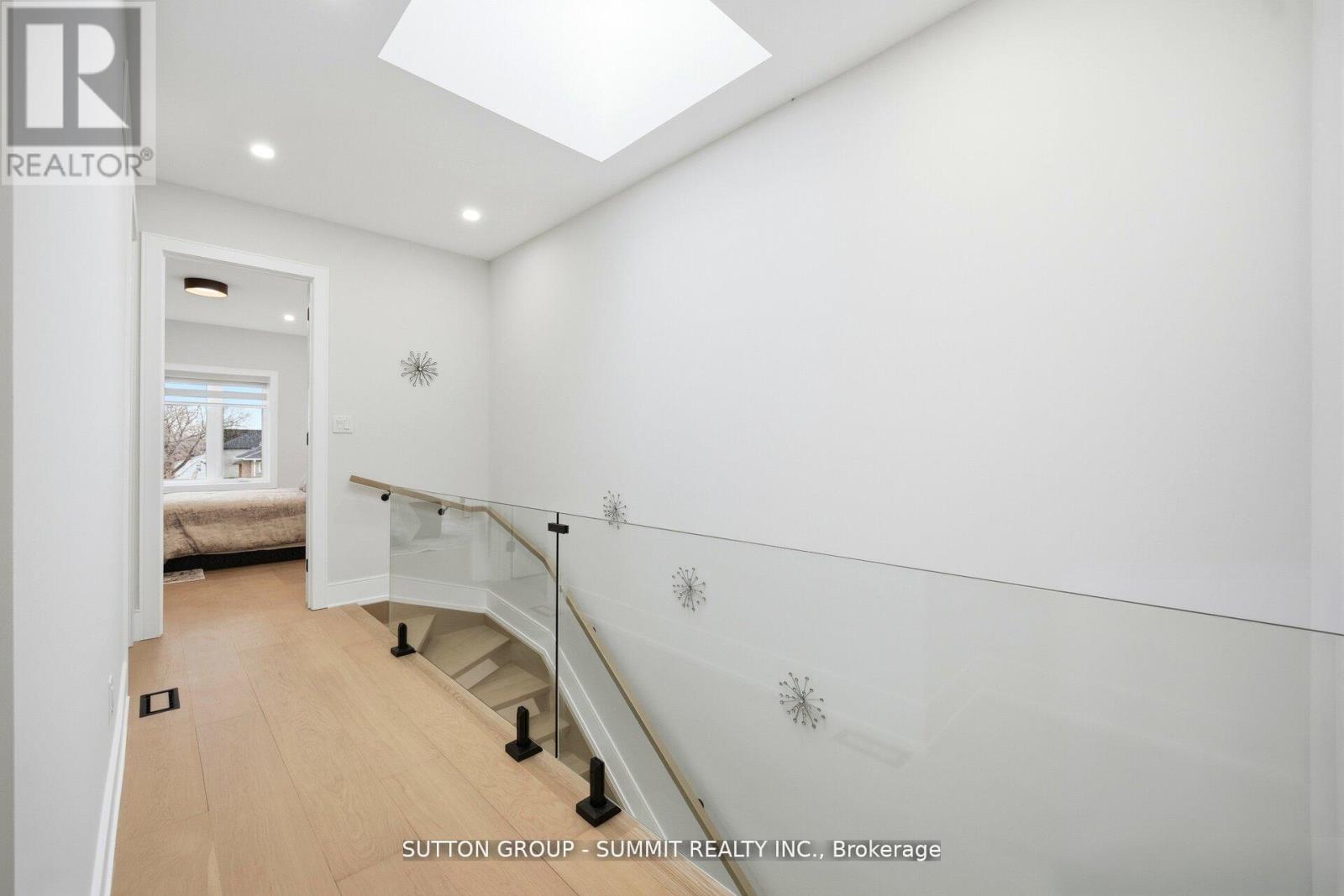 1228 Alexandra Avenue, Mississauga, Ontario  L5E 2A5 - Photo 25 - W12948390