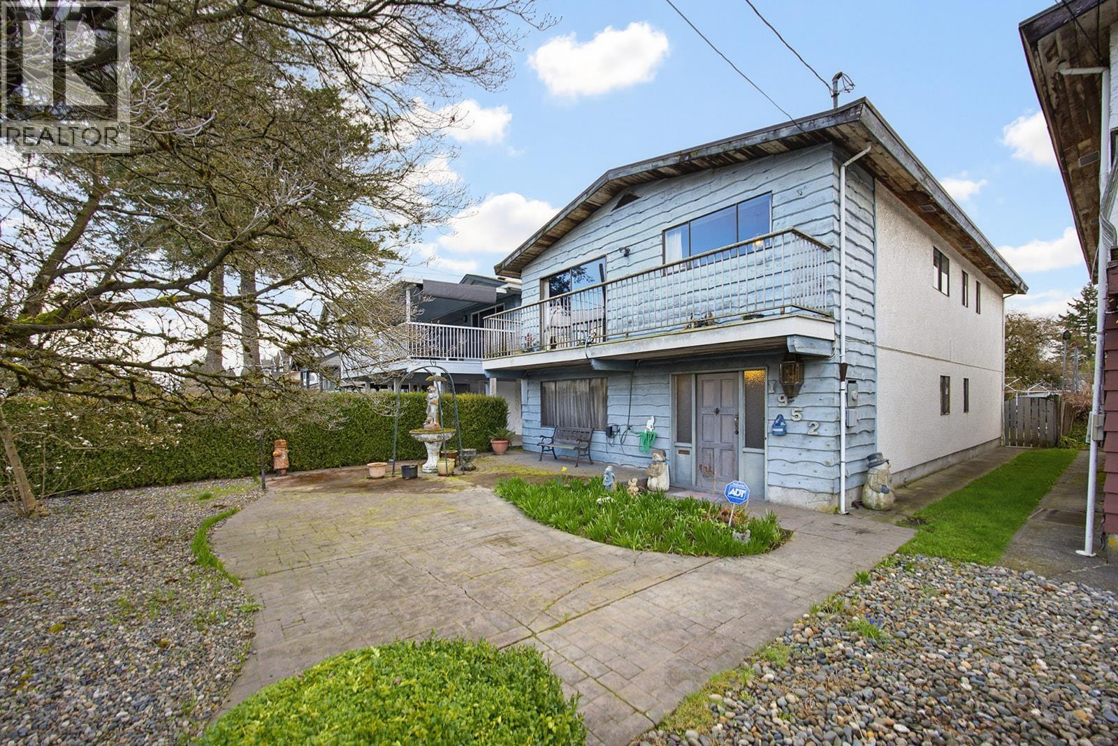 1952 Prairie Avenue, Port Coquitlam, British Columbia  V3B 1V4 - Photo 3 - R3106166