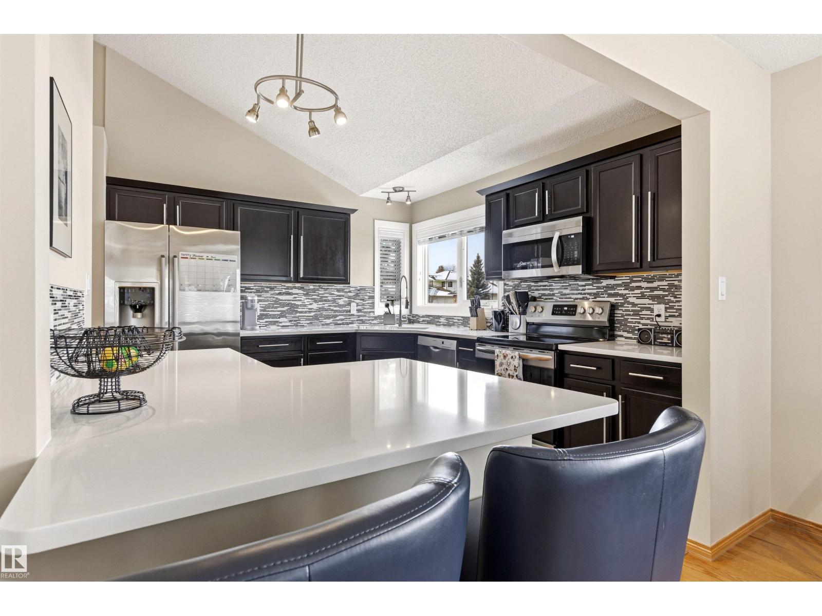 11231 12 Av Nw, Edmonton, Alberta  T6J 6V6 - Photo 11 - E4480159