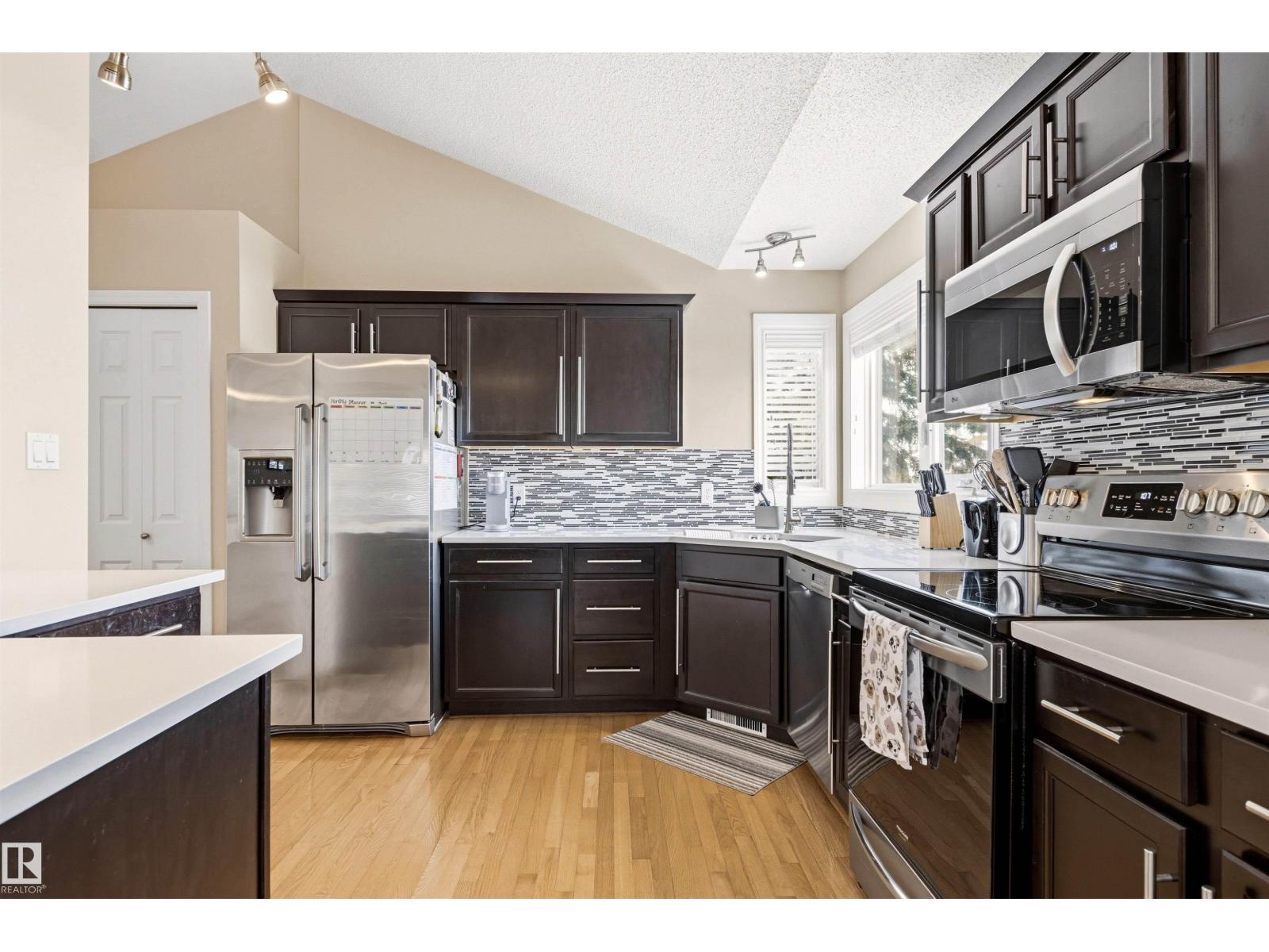 11231 12 Av Nw, Edmonton, Alberta  T6J 6V6 - Photo 13 - E4480159