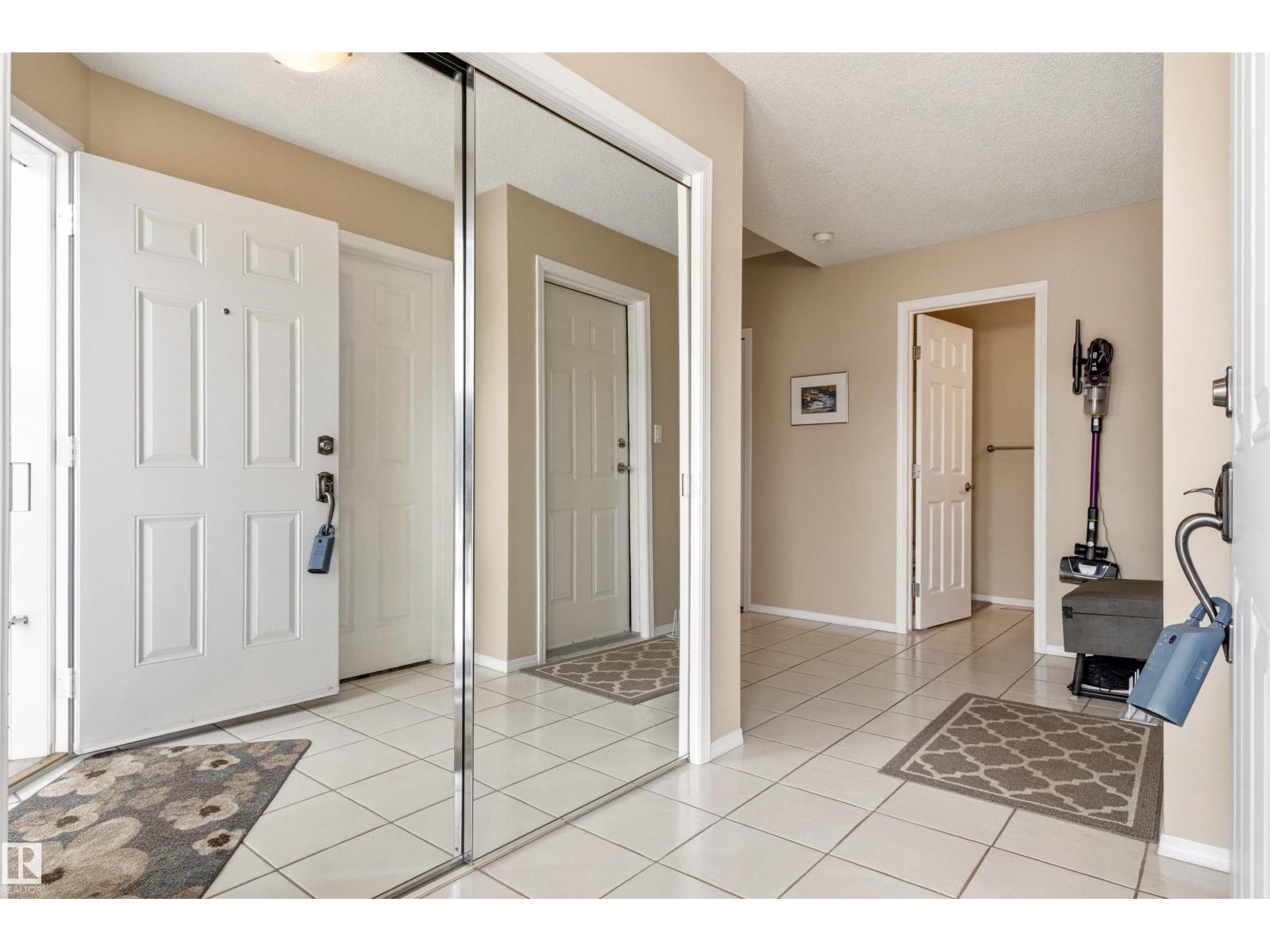 11231 12 Av Nw, Edmonton, Alberta  T6J 6V6 - Photo 4 - E4480159