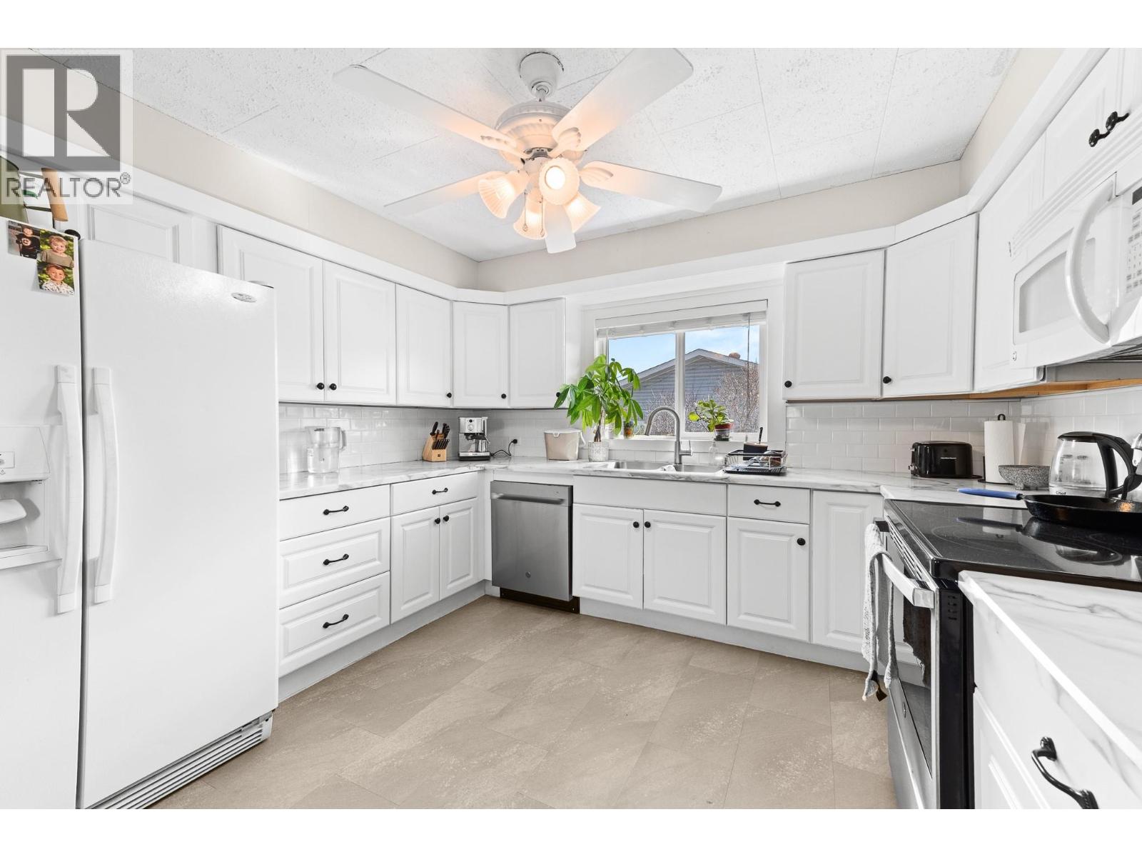 1721 Birch Street, Creston, British Columbia  V0B 1G0 - Photo 11 - 10381357