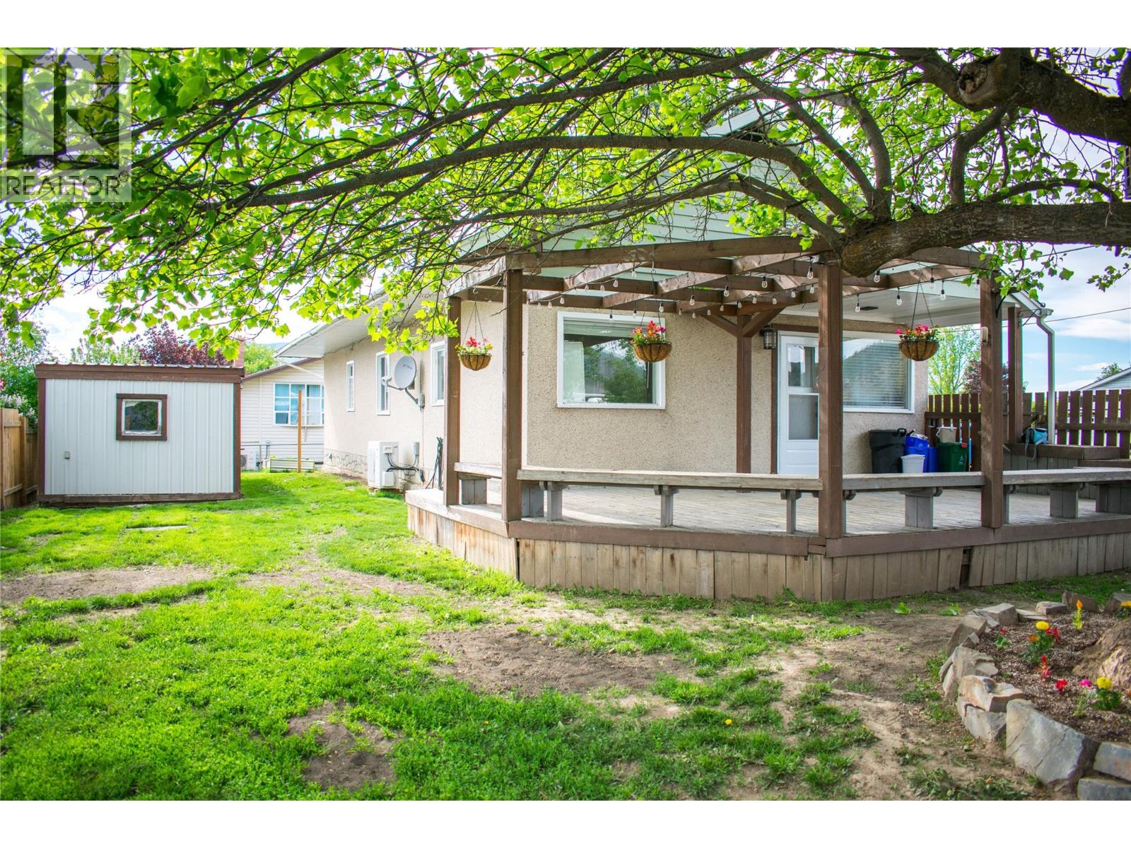 1721 Birch Street, Creston, British Columbia  V0B 1G0 - Photo 5 - 10381357