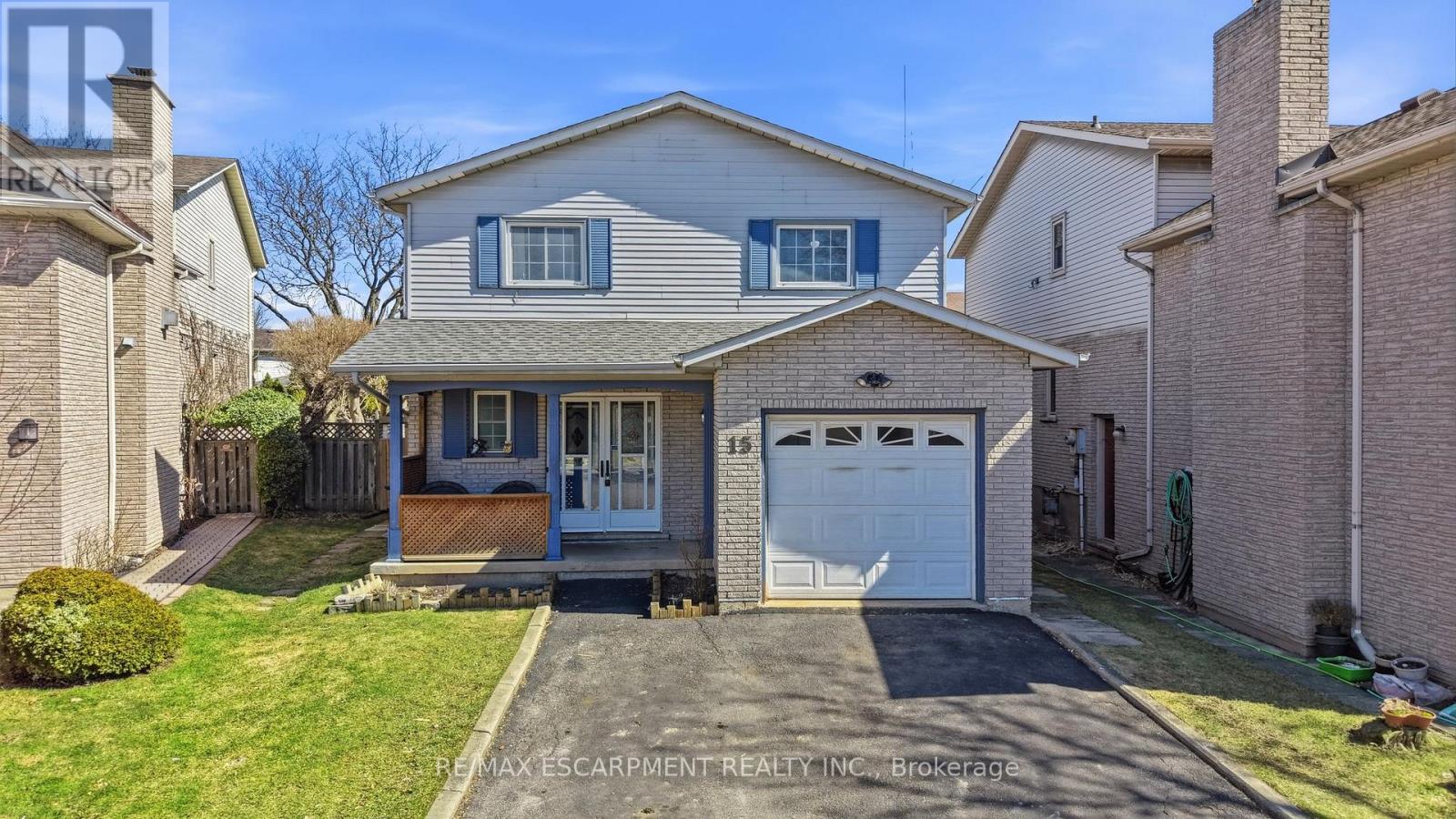 15 FINCH PLACE, Hamilton, Ontario