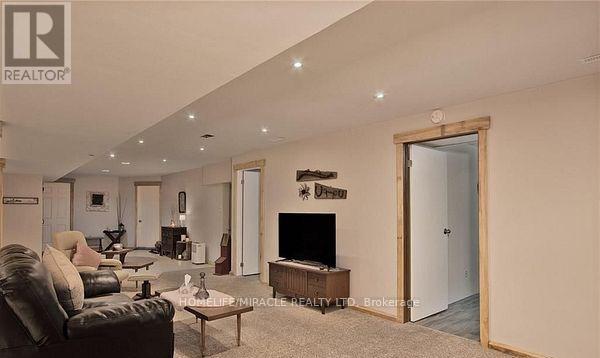 5416 Marion Street, Thames Centre, Ontario  N0L 1G4 - Photo 32 - X12948406