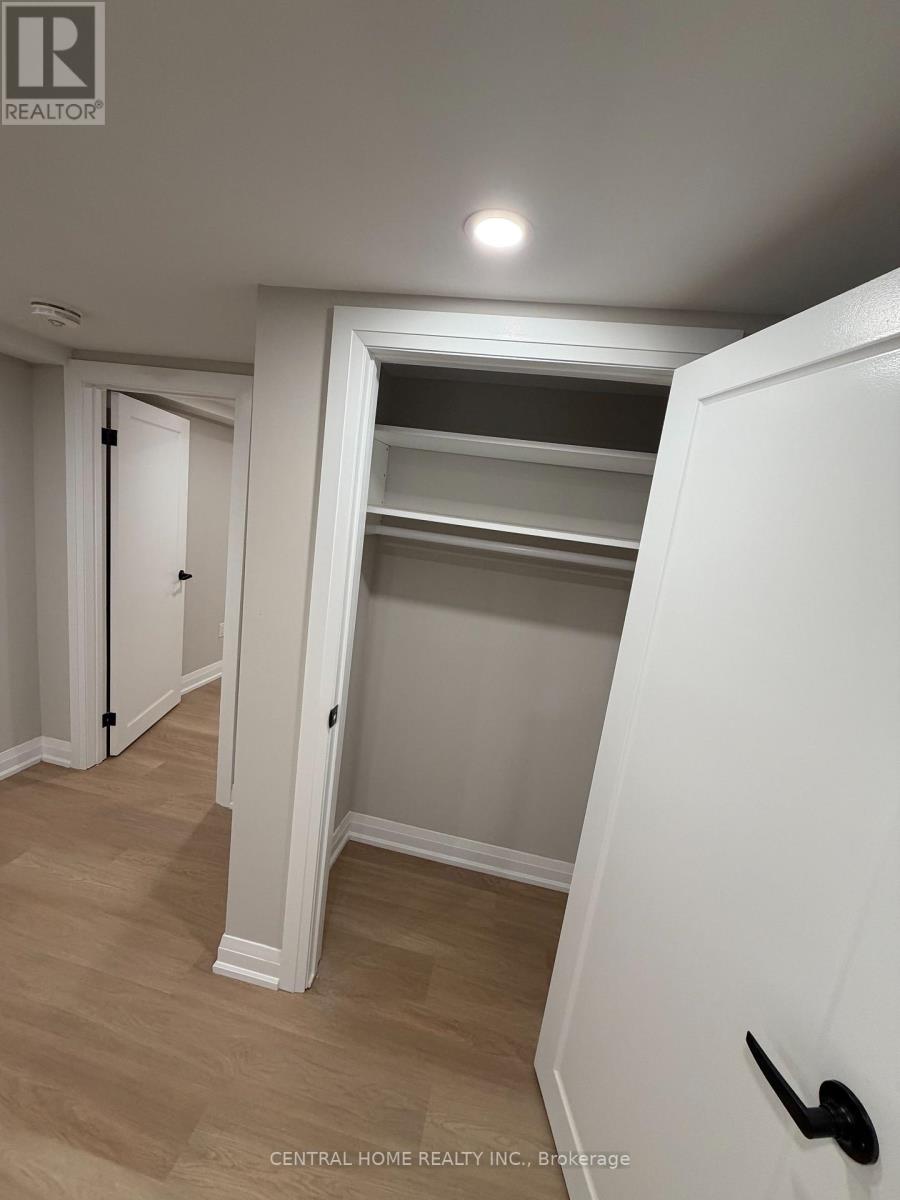 229 Spring Gate Boulevard, Vaughan, Ontario  L4J 3G3 - Photo 25 - N12948310