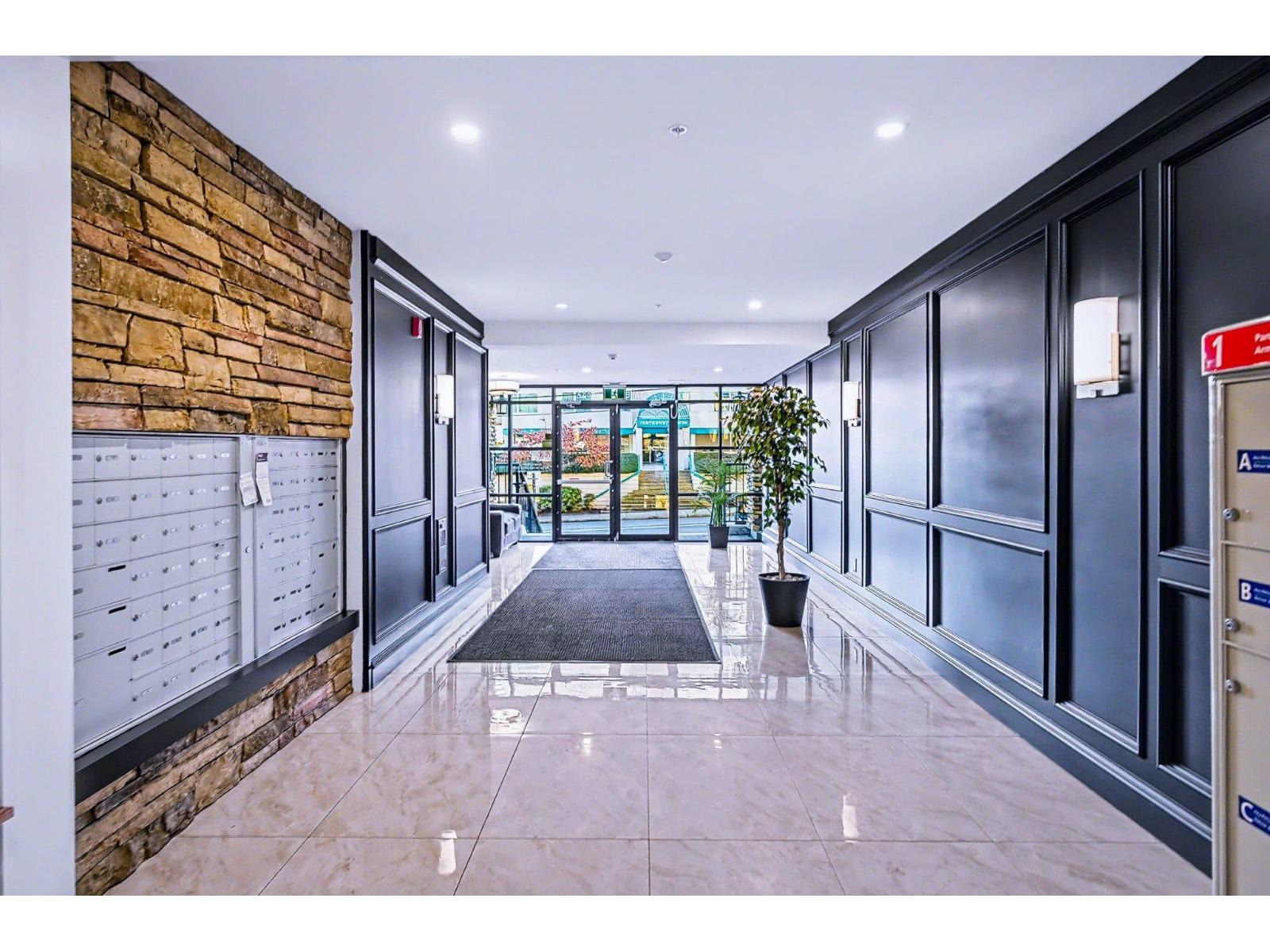 427 2860 Trethewey Street, Abbotsford, British Columbia  V2T 0G5 - Photo 6 - R3081799