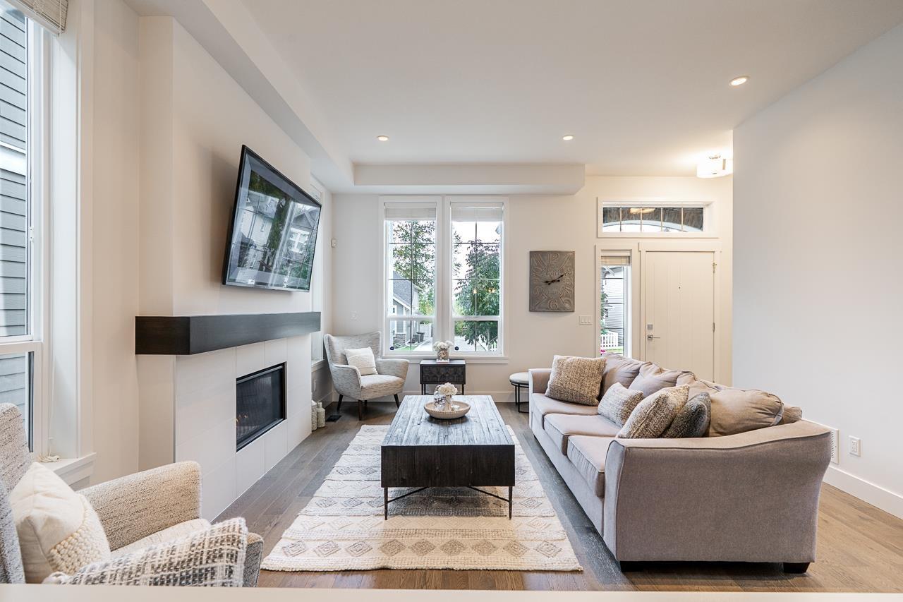 2136 164a Street, Surrey, British Columbia  V3Z 0V5 - Photo 5 - R3077669